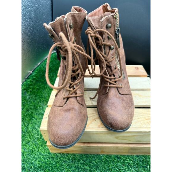 Quipd-Brown- Lace Up Booties- Size 9W - Picture 7 of 10